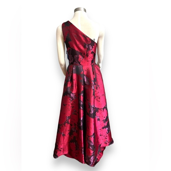 CARMEN MARC VALVO INFUSION One-Shoulder Brocade Ball Gown size 2 - Picture 9 of 12